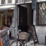 The entrance to one of the few remaining alleys of the Middle Ages